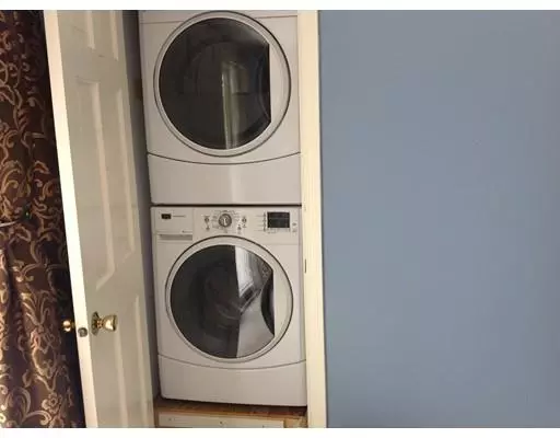 South Hadley, MA 01075,286 Brainerd St