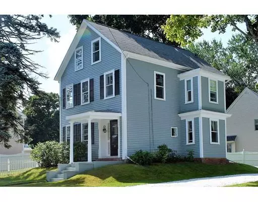 32 Washington St, Ipswich, MA 01938