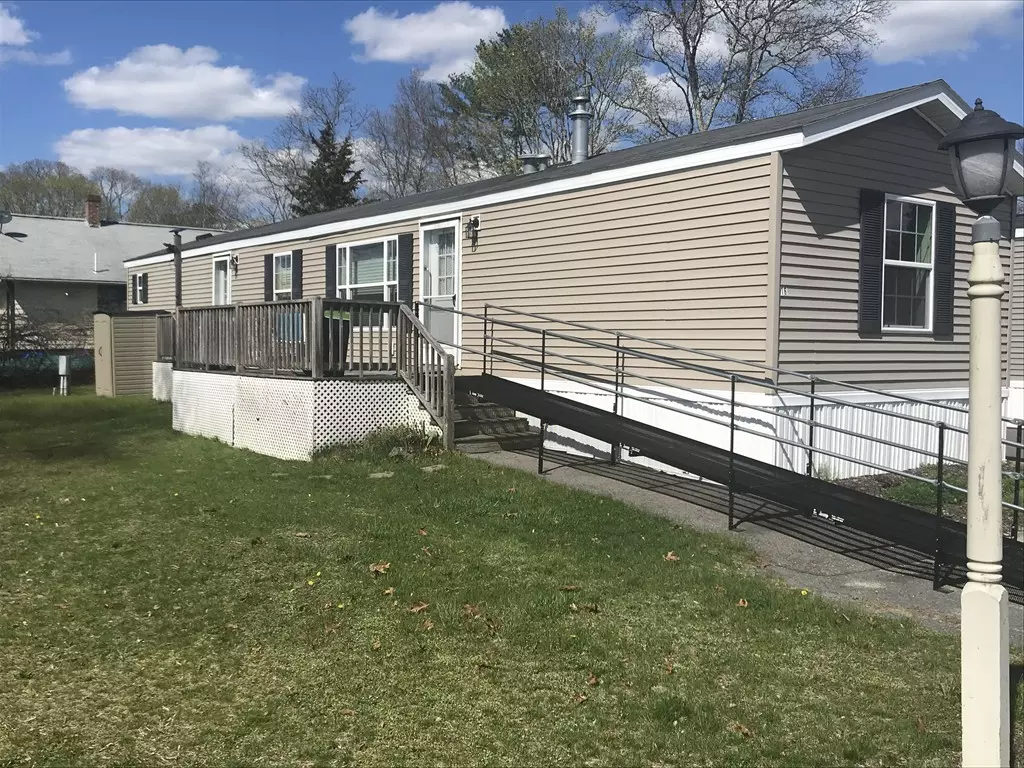 Wareham, MA 02571,8 Swifts Beach Road #16