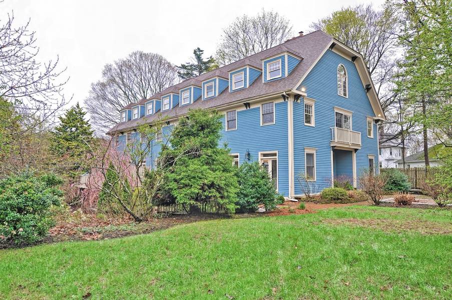 324 South St #324, Wrentham, MA 02093