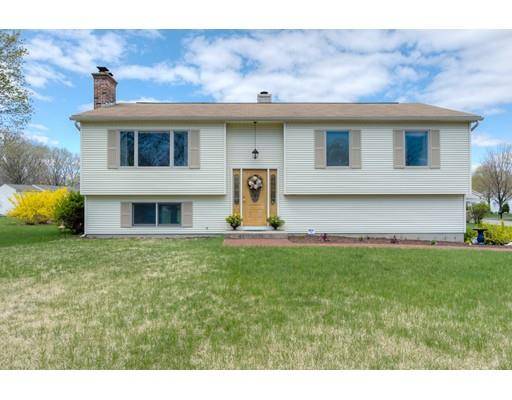 59 Franconia Cir, East Longmeadow, MA 01028