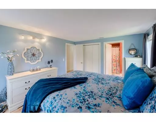 East Longmeadow, MA 01028,59 Franconia Cir