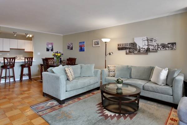 8 Whittier Place #9B, Boston, MA 02114