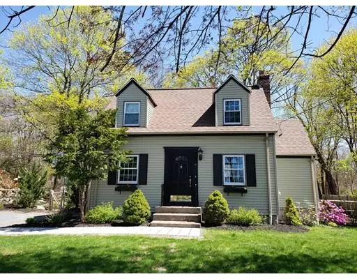 9 Clinton St, Hopkinton, MA 01748