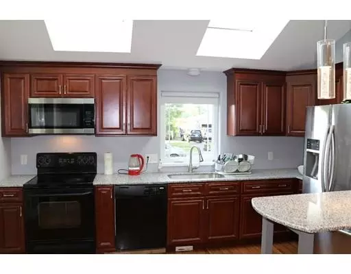 Agawam, MA 01001,41 Stewart Ln