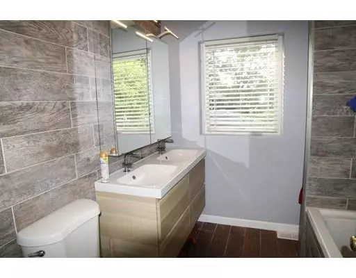 Agawam, MA 01001,41 Stewart Ln