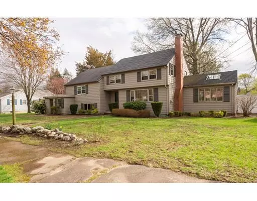 Danvers, MA 01923,13 Drury Lane