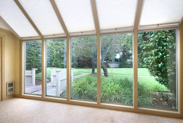 Hamilton, MA 01982,300 Willow St #4