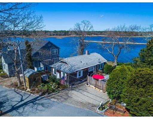 3 Cedar Island Rd, Wareham, MA 02571