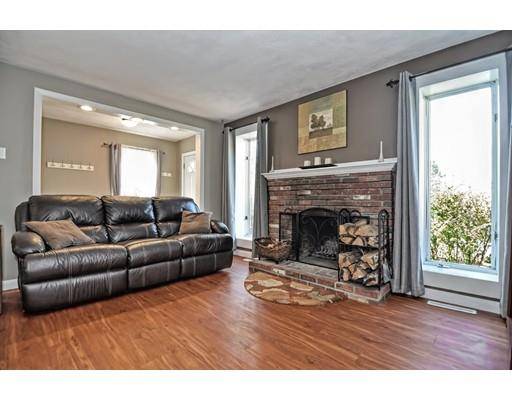 658 Franklin Street, Wrentham, MA 02093