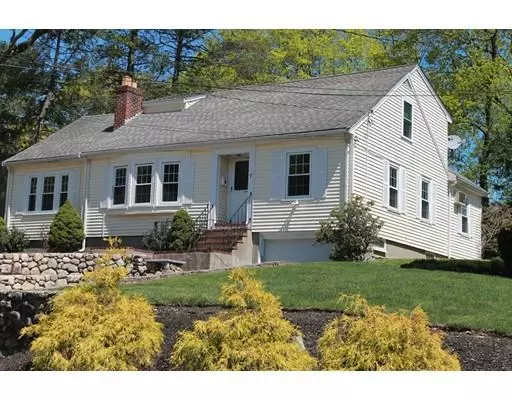 7 Valley Rd, Woburn, MA 01801