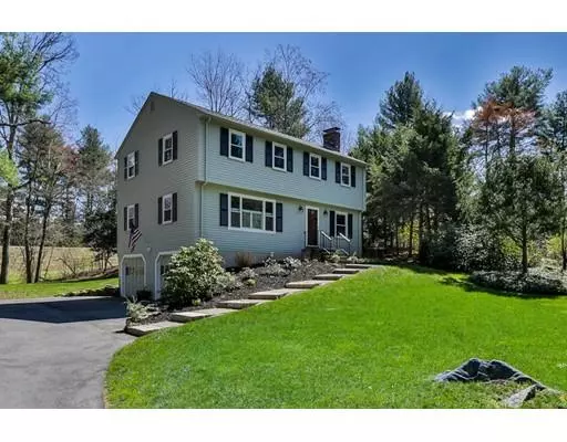 66 Coolidge Circle, Northborough, MA 01532