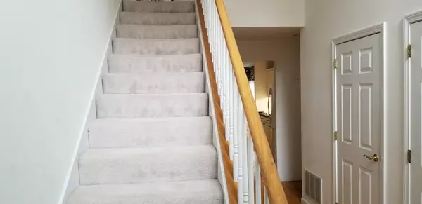 Foxboro, MA 02035,130 Cannon Forge Dr #130