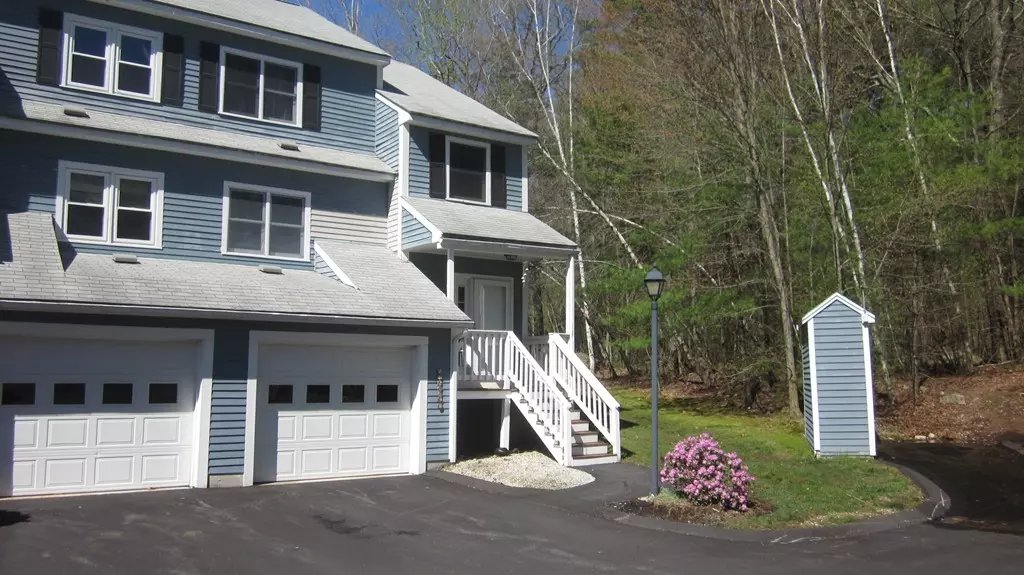 Northbridge, MA 01588,217 Heritage Dr #217