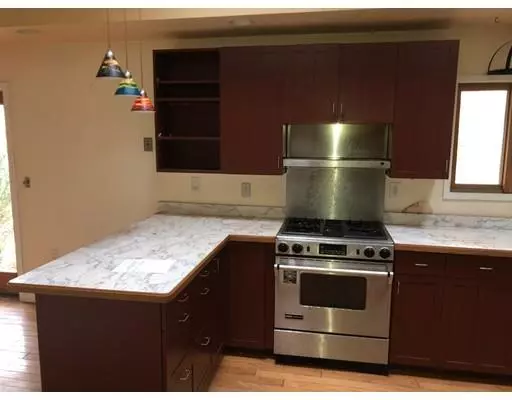 East Bridgewater, MA 02333,1 Lynn Lee Ter