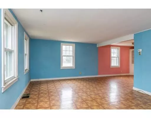 Clinton, MA 01510,292 Chace St