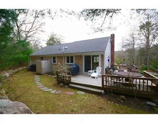 Bourne, MA 02534,2 Willett Cir