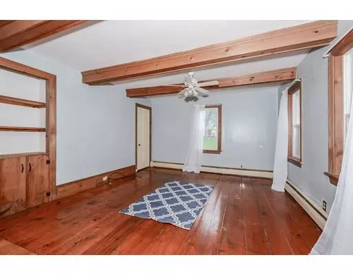 Sturbridge, MA 01518,59 Brookfield Rd