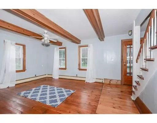 Sturbridge, MA 01518,59 Brookfield Rd