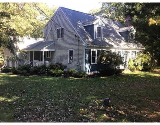 24 Bells Brook Rd, Lakeville, MA 02347