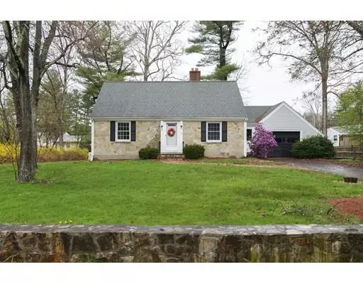 Easton, MA 02375,3 Susan Road