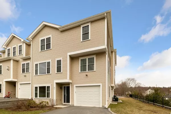 Needham, MA 02494,34 Webster St #3