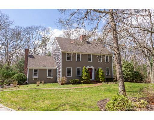 12 Village Dr, Sandwich, MA 02537