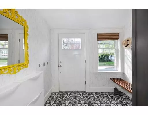 Arlington, MA 02474,121 Overlook Road