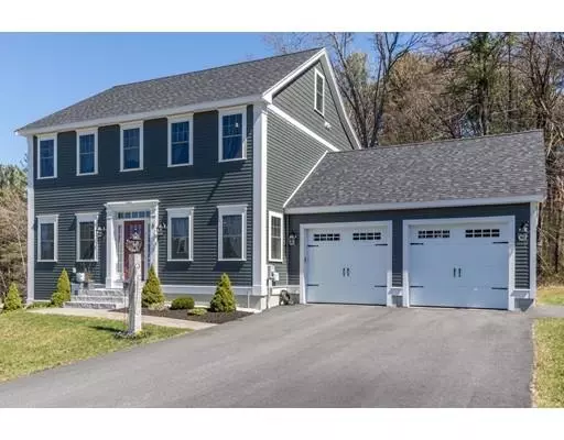 6 Locke Hill Ln, Amesbury, MA 01913