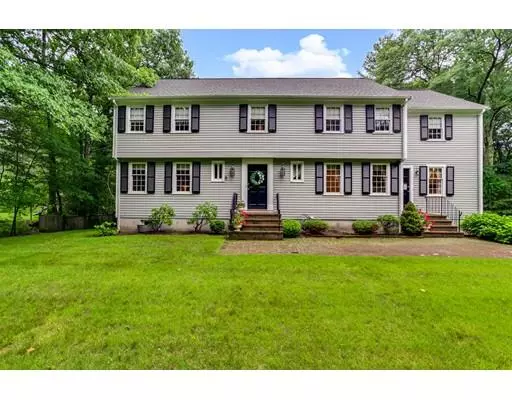 30 Mcgregor Dr, Sherborn, MA 01770