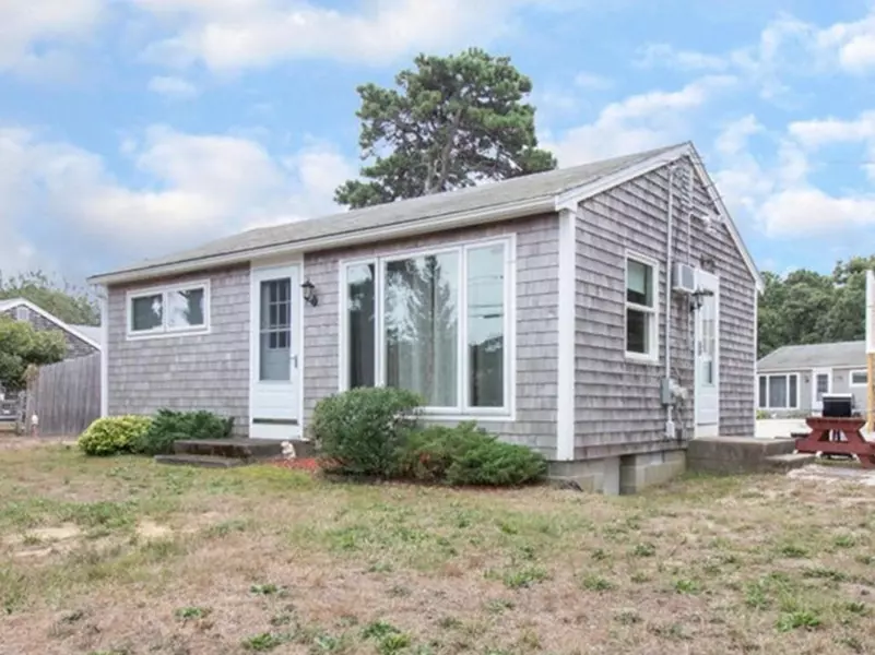 115 Thumpertown Rd #1, Eastham, MA 02642