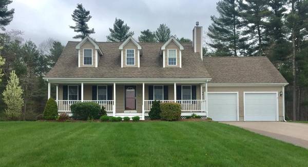 Rehoboth, MA 02769,3 Madison Cir #3