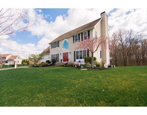 Rehoboth, MA 02769,13 Sassafras Road