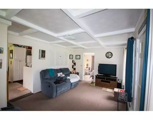 Acushnet, MA 02743,4 Katherine Street