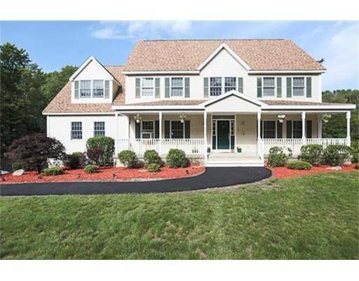 61 Lancaster Dr, Tewksbury, MA 01876