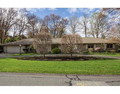 75 Crestview Cir, Longmeadow, MA 01106