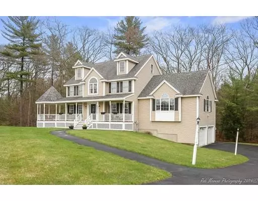 8 Linda Ln, Salisbury, MA 01952