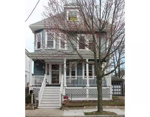 22 Fairlawn St, Everett, MA 02149