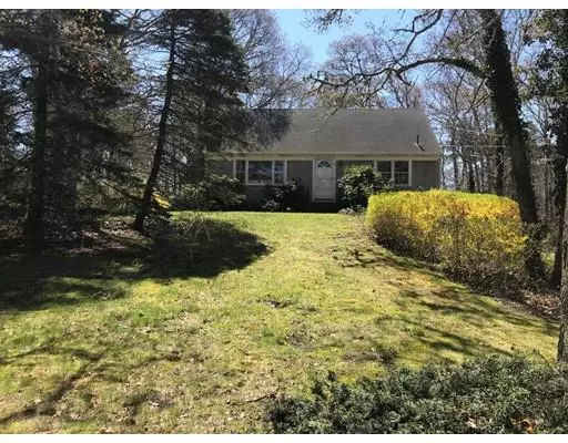 31 Hopkins Ln, Orleans, MA 02653