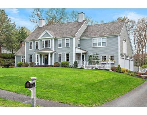 16 Pokanoket Ln, Marshfield, MA 02050