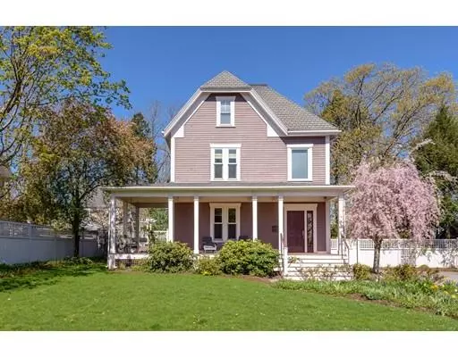 37 Evergreen Ave, Newton, MA 02466