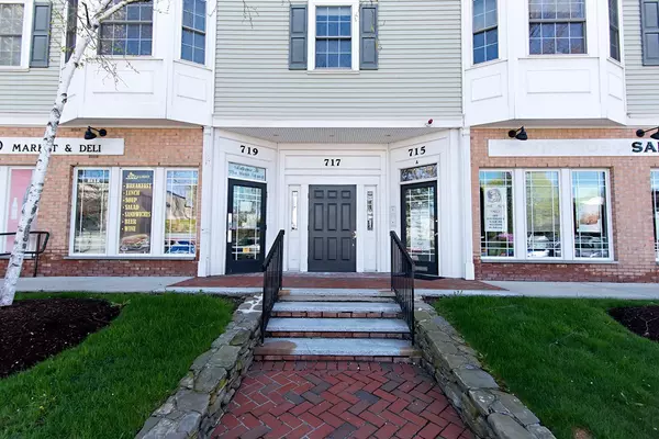 717 Washington Street #G, Canton, MA 02021