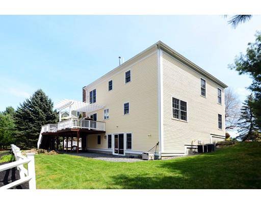 Northborough, MA 01532,22 Gates Ln