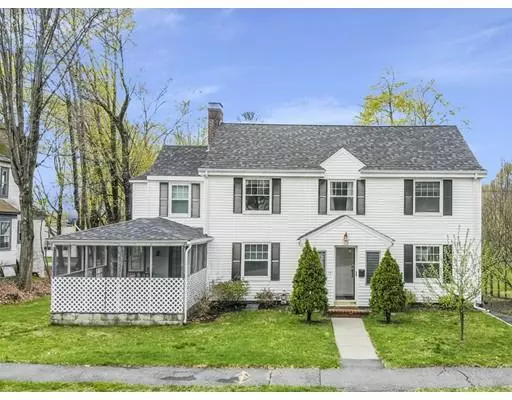 94 Pleasant St, Ayer, MA 01432