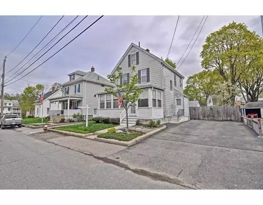 Milton, MA 02186,14 Oak St