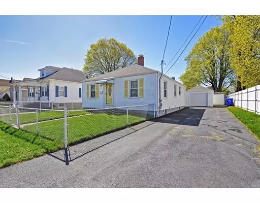 47 Slade St, Pawtucket, RI 02861