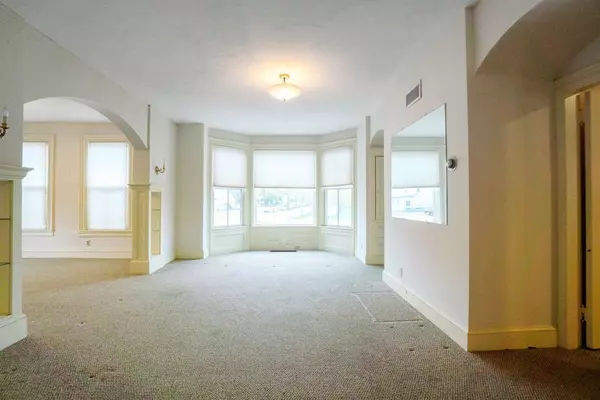 Fall River, MA 02721,651 South Main Street