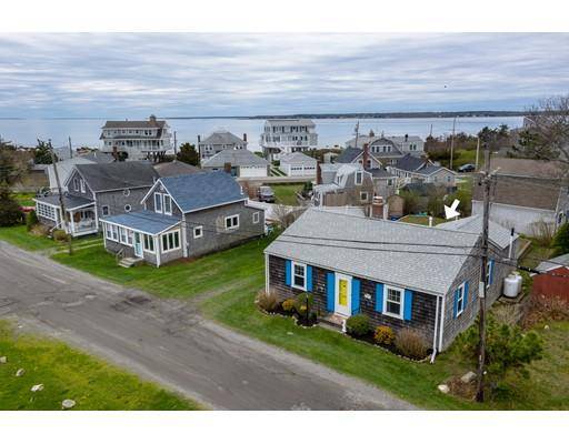 13 Waterman St, Mattapoisett, MA 02739