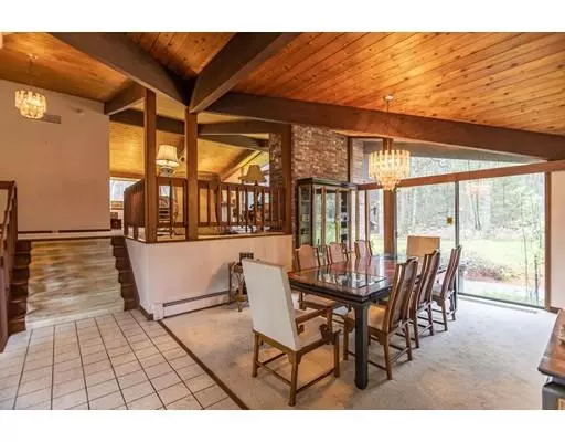 Carlisle, MA 01741,148 Stoney Gate