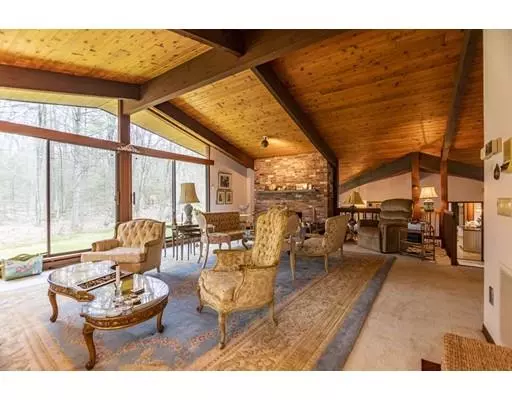 Carlisle, MA 01741,148 Stoney Gate